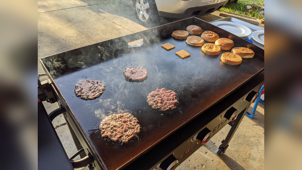 How to Cook Burgers on Blackstone?
