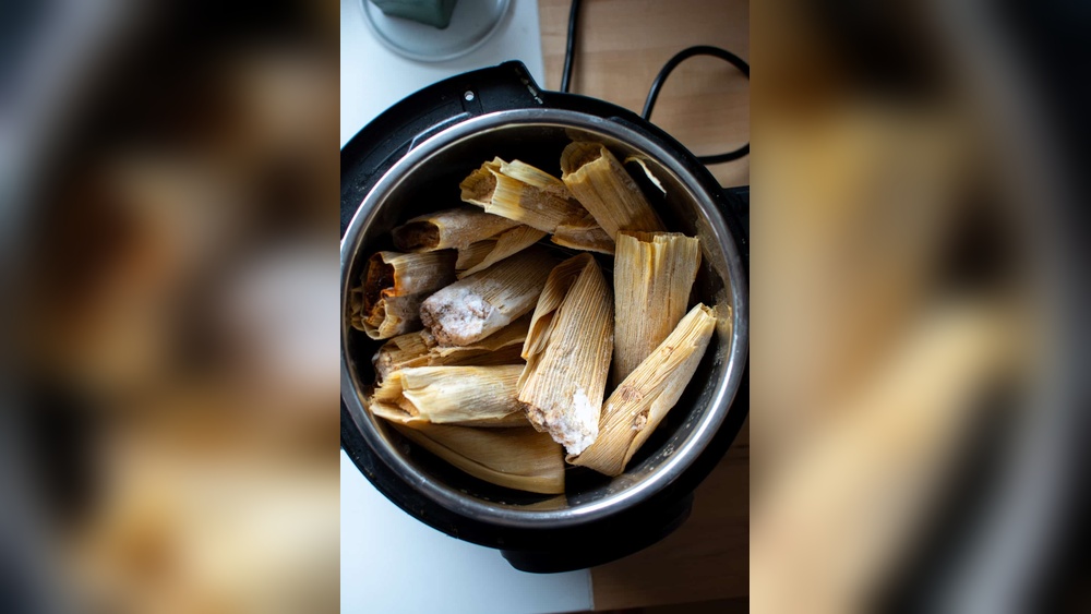 How to Cook Tamales That are Frozen?
